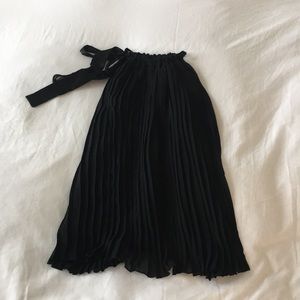 Forever 21 Pleated Swing Dress with tie neck